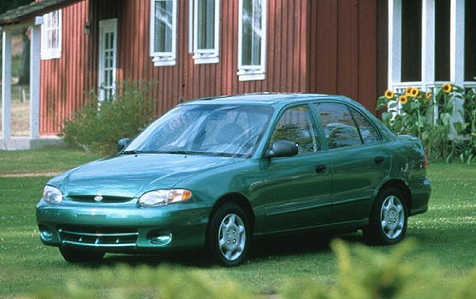 Hyundai Accent II 1999 - 2003 Sedan #1