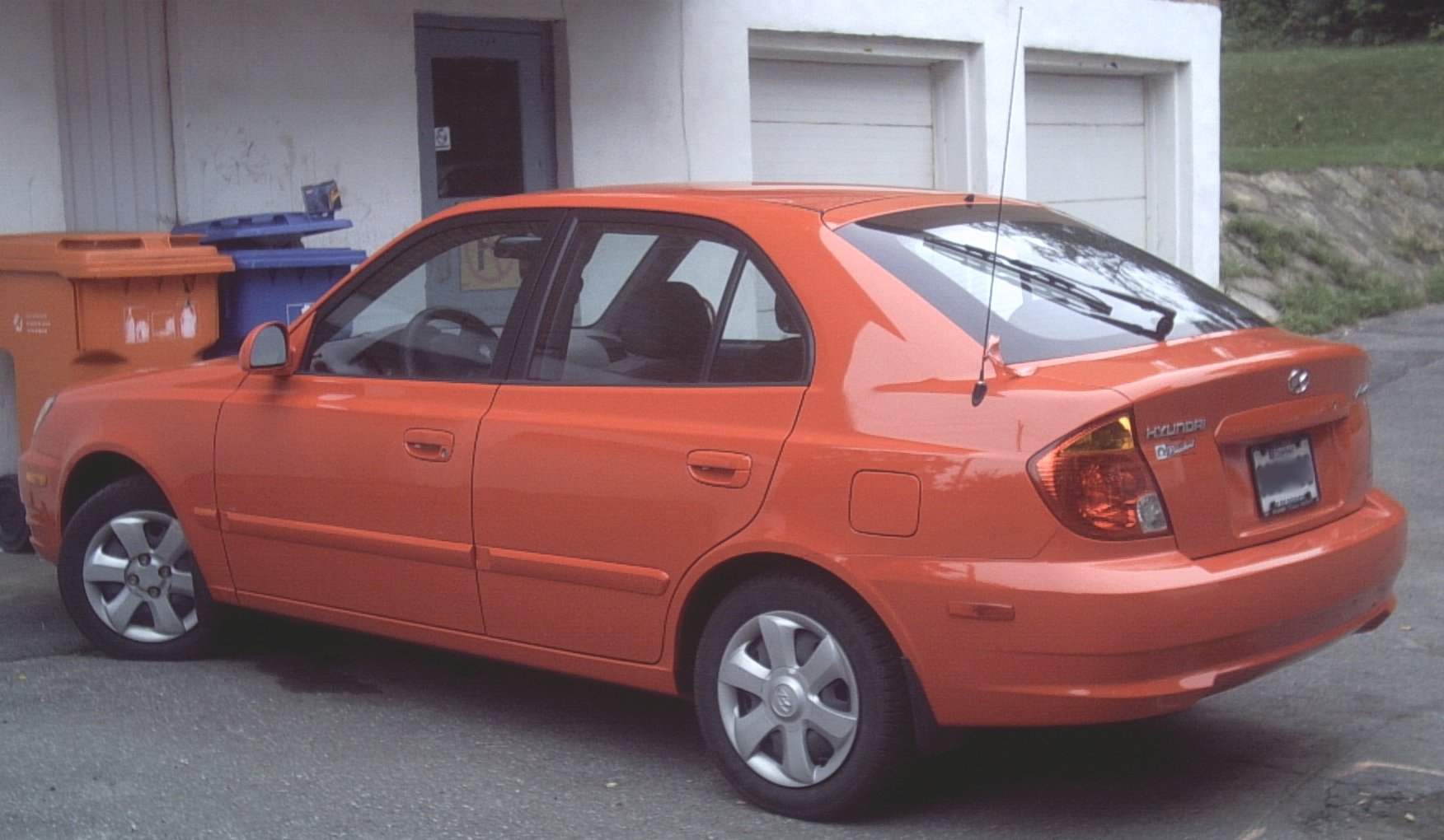 Hyundai Accent II Restyling 2003 - 2006 Sedan #1