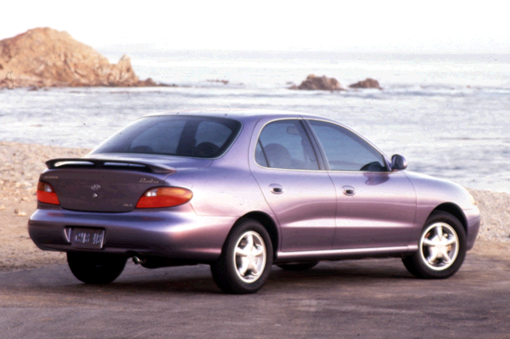 Hyundai Avante II Restyling 1998 - 2000 Sedan #7