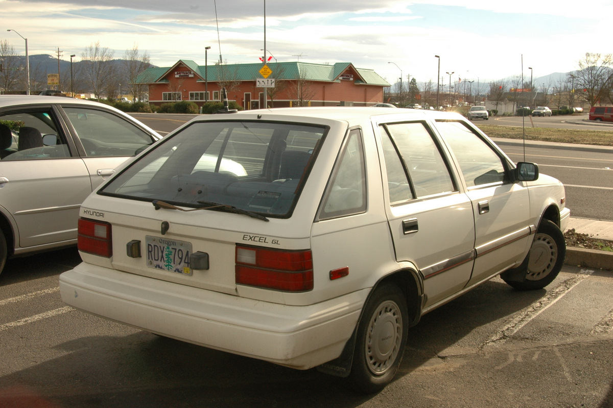 Hyundai Excel I 1985 - 1989 Sedan #7