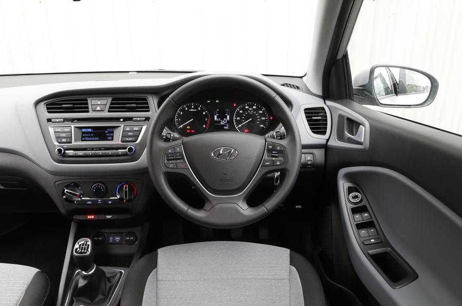 Hyundai ix20 I 2010 - 2015 Hatchback 5 door #6
