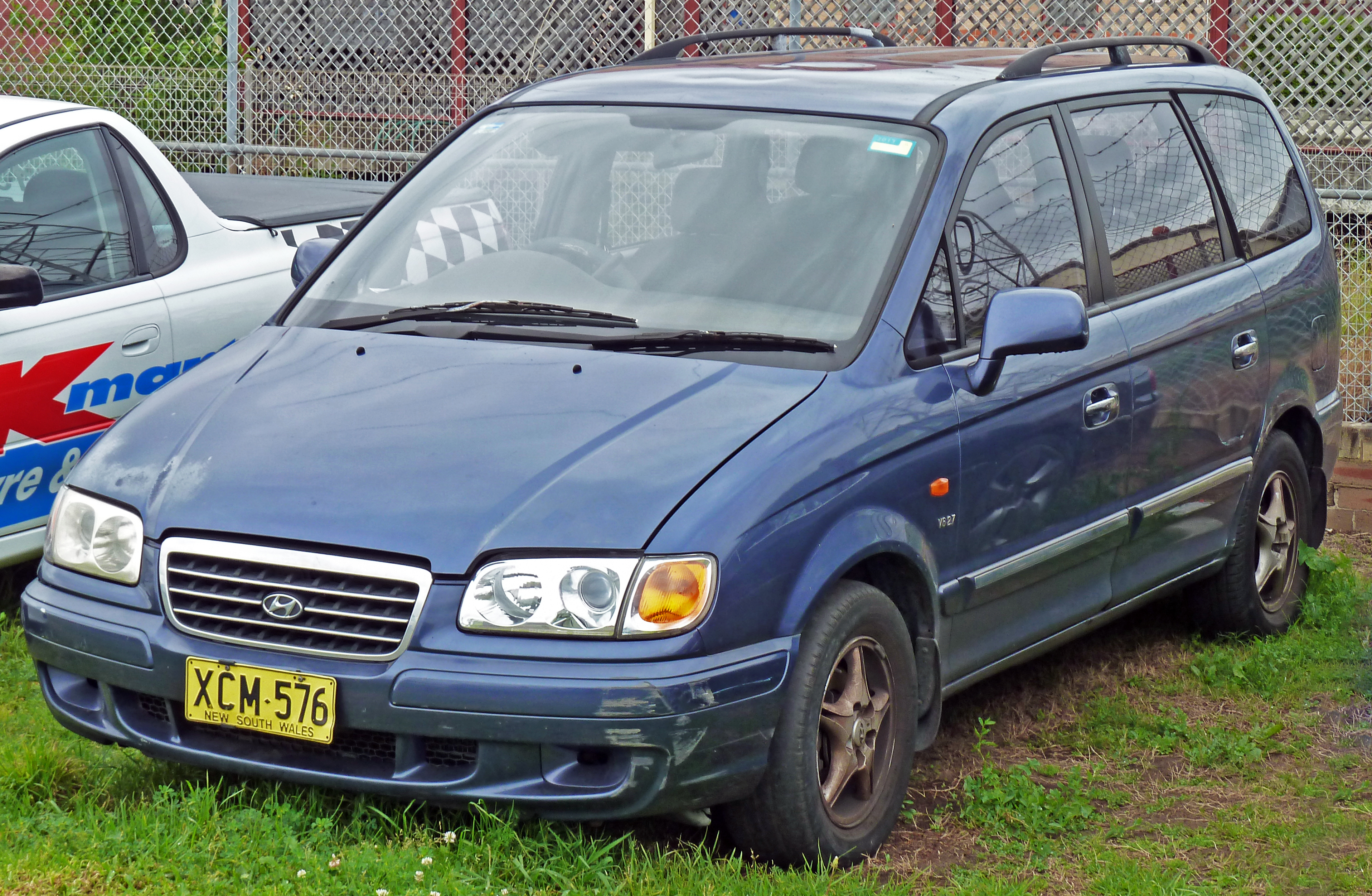 Hyundai Trajet I 1999 - 2004 Compact MPV #2