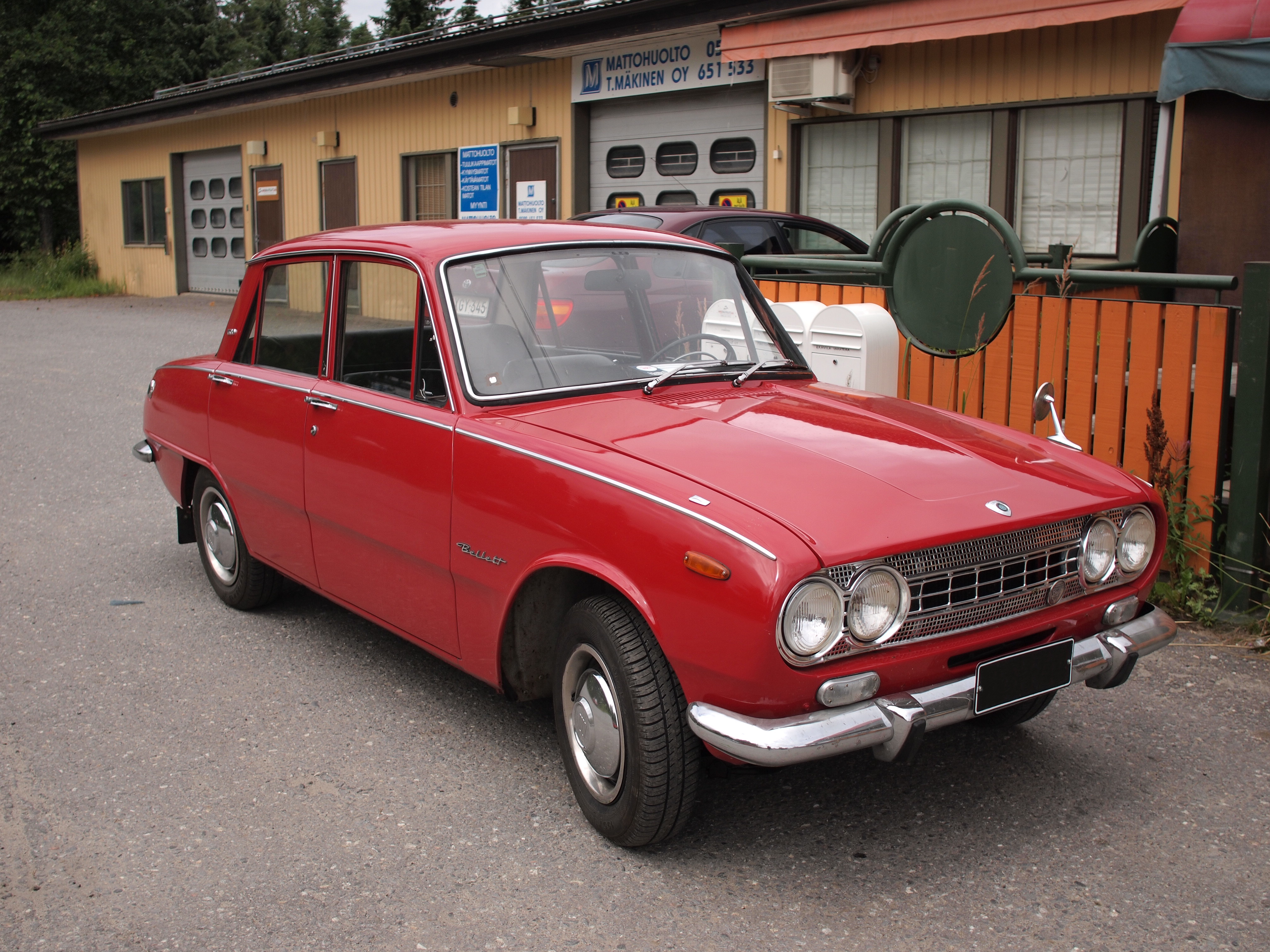 Isuzu Bellett 1963 - 1973 Sedan #5