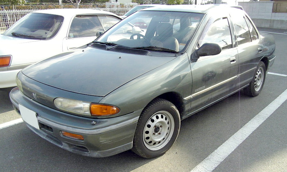 Isuzu Stylus 1990 - 1993 Sedan #7