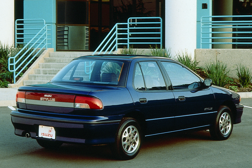 Isuzu Stylus 1990 - 1993 Sedan #4