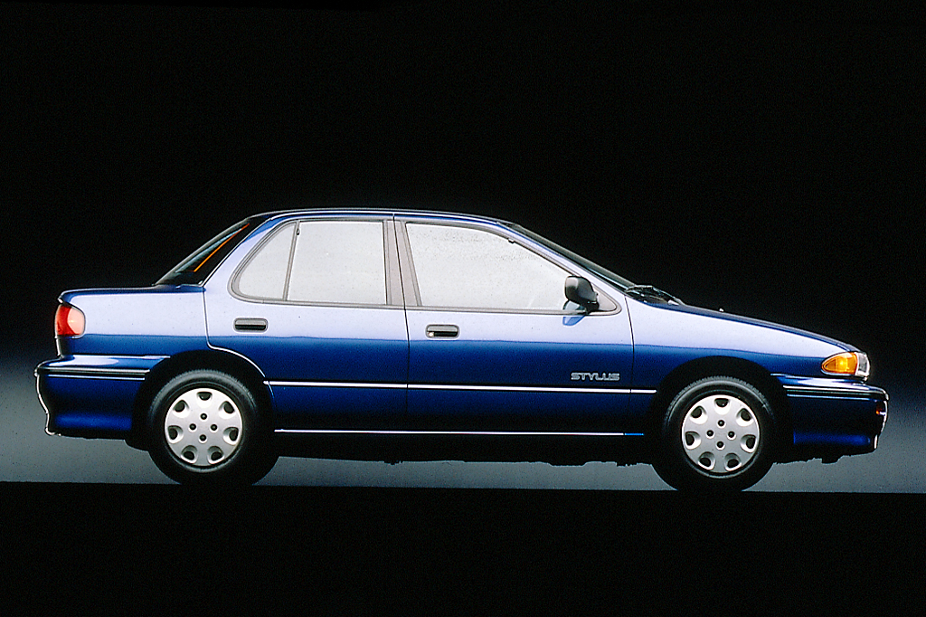 Isuzu Stylus 1990 - 1993 Sedan #2