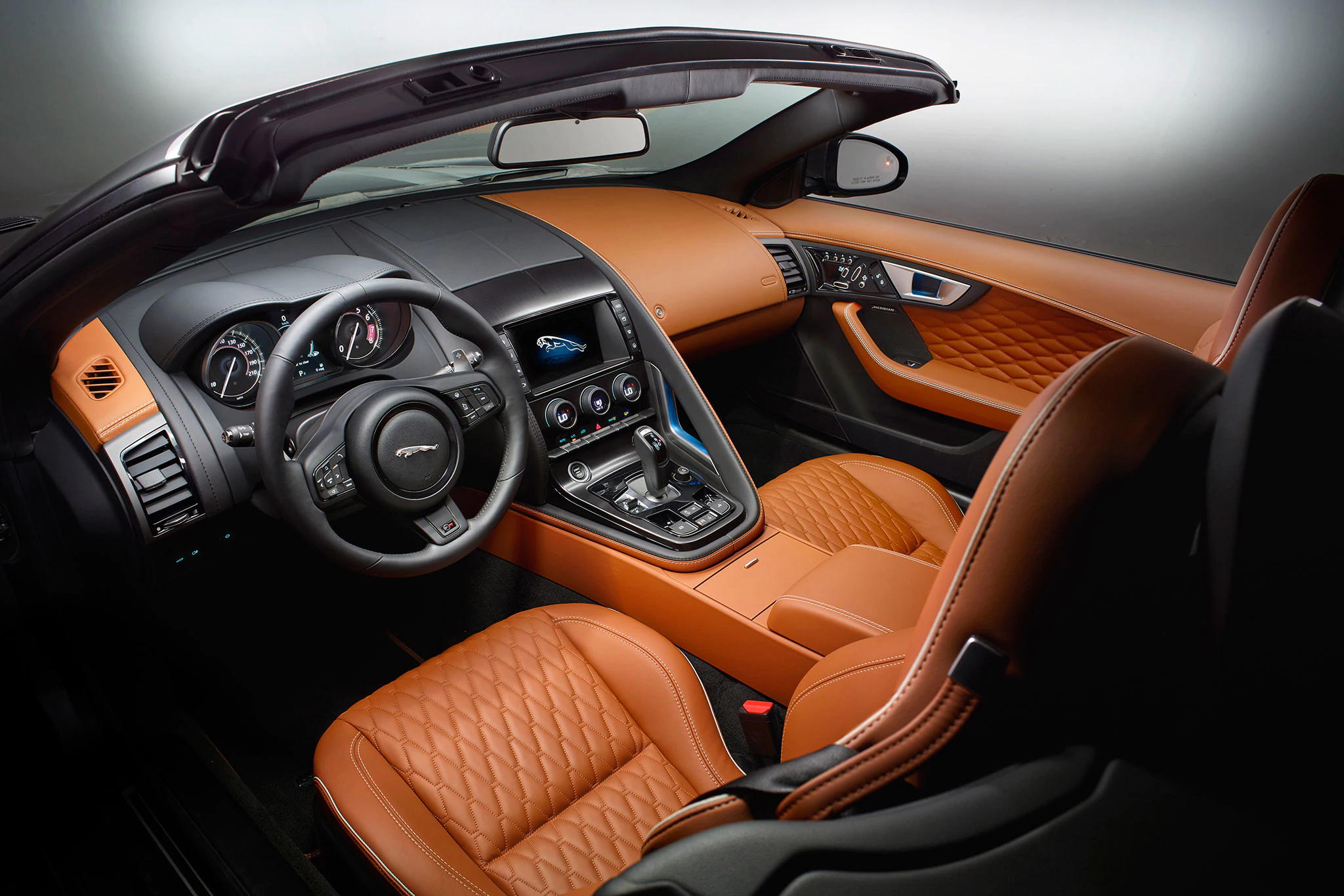 Jaguar F-Type SVR 2016 - now Cabriolet #6