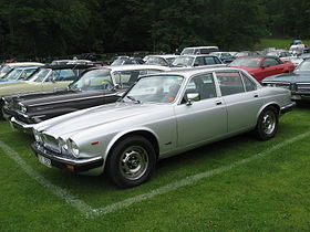 Jaguar XJ I (Series 2) 1973 - 1979 Sedan #6
