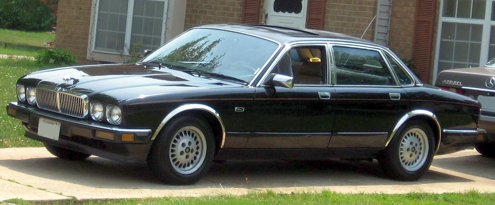 Jaguar XJ II (XJ40) 1986 - 1994 Sedan #3