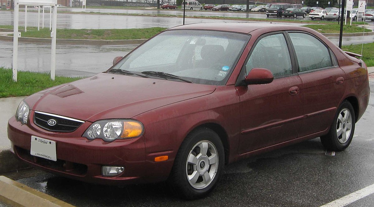 Kia Mentor II 2001 - 2002 Sedan #7