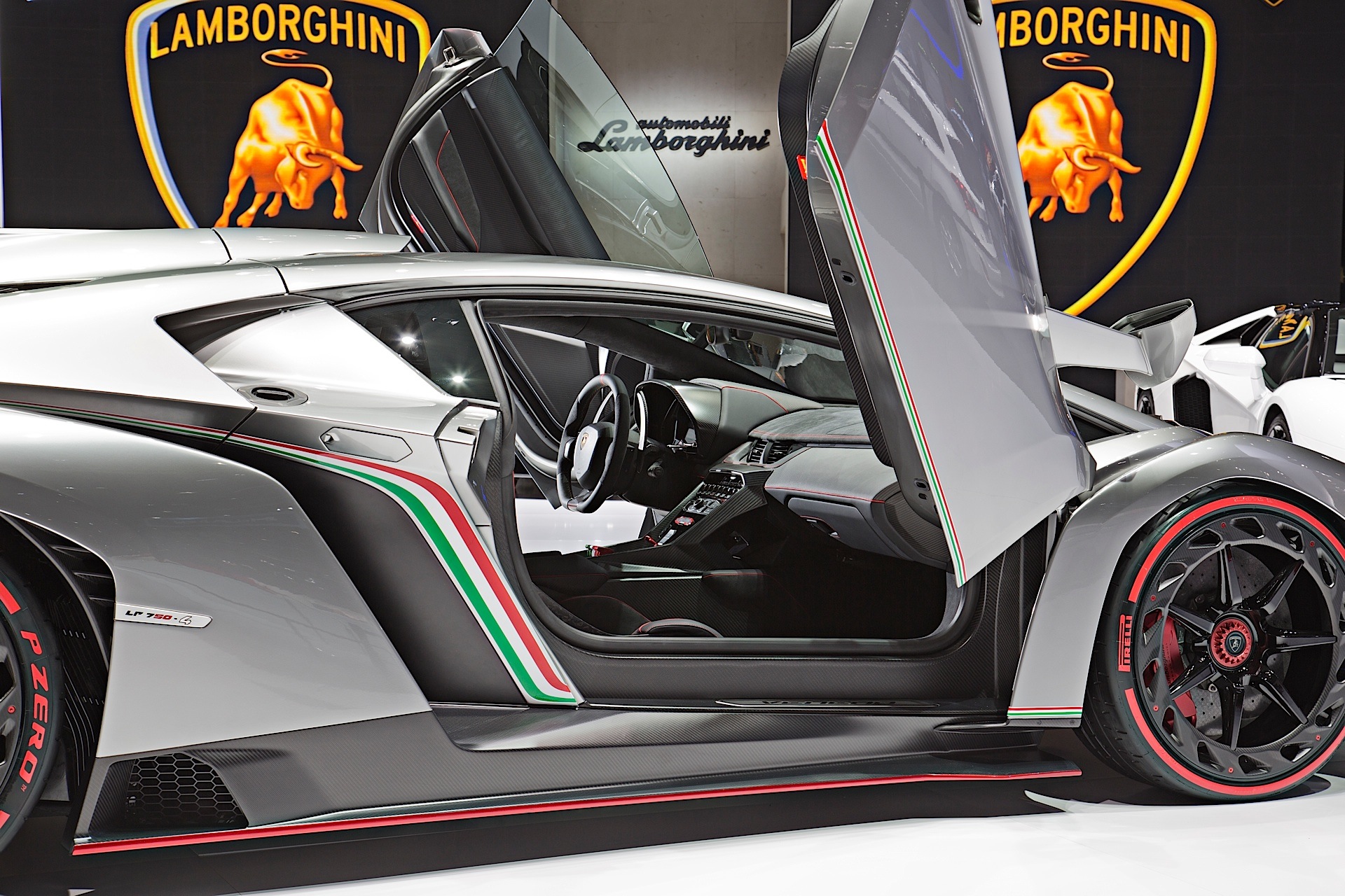 Lamborghini Veneno 2013 - 2014 Coupe #7