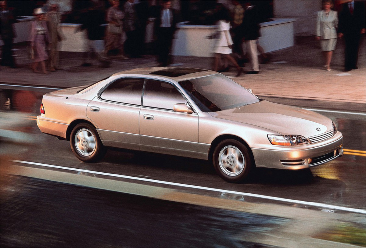 Lexus ES II 1991 - 1994 Sedan #2