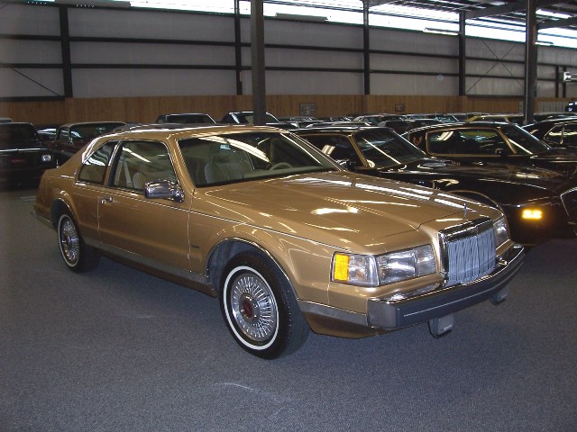 Lincoln Mark VII 1984 - 1992 Coupe #2