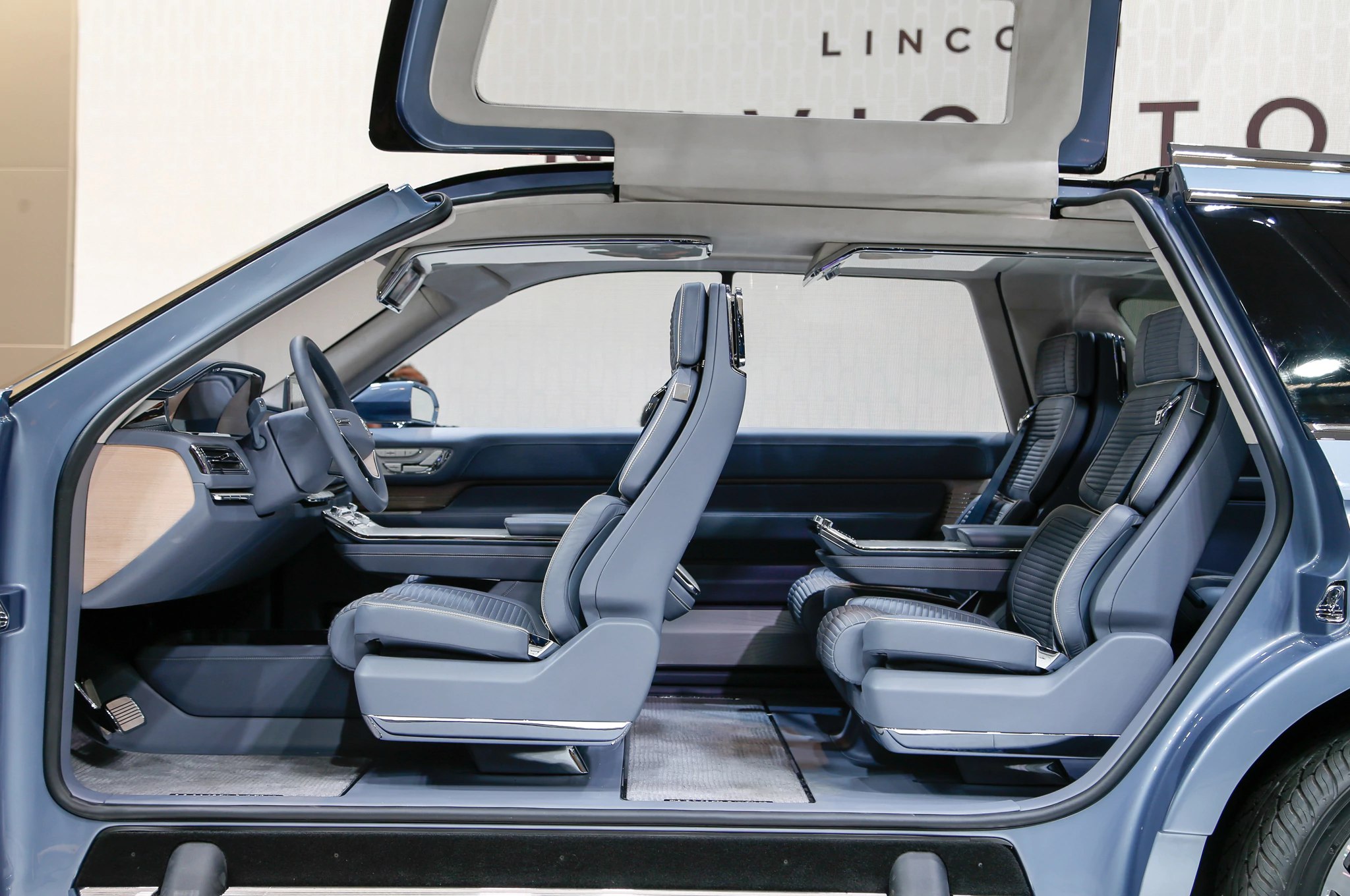 Lincoln Navigator IV 2017 - now SUV 5 door #7