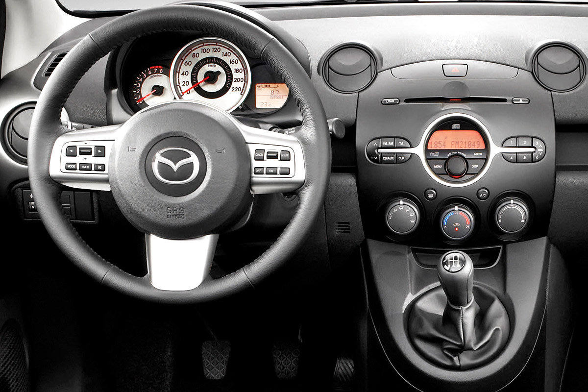 Mazda 2 II (DE) 2007 - 2010 Sedan #6