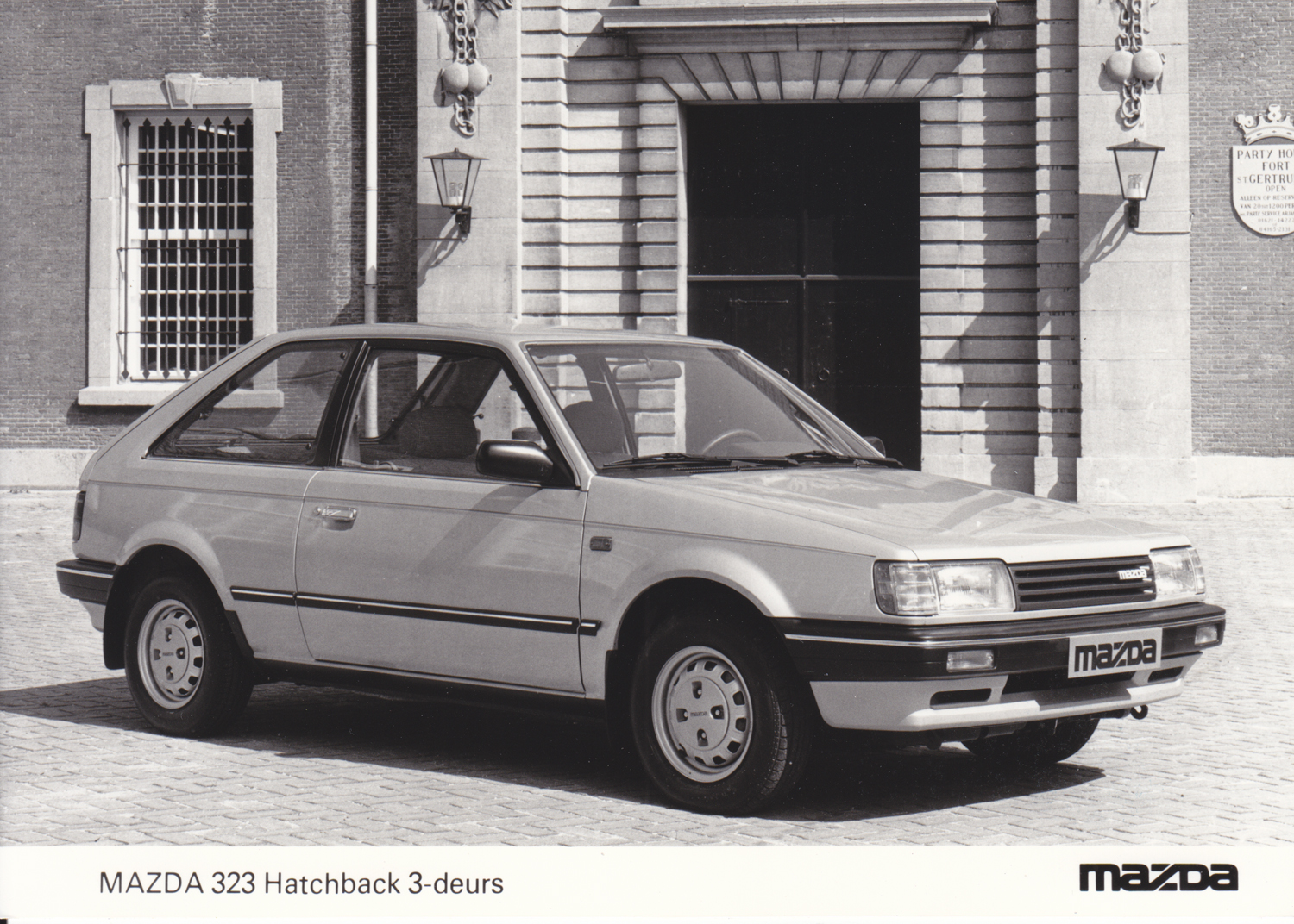 Mazda 323 III (BF) 1985 - 1989 Hatchback 3 door #1