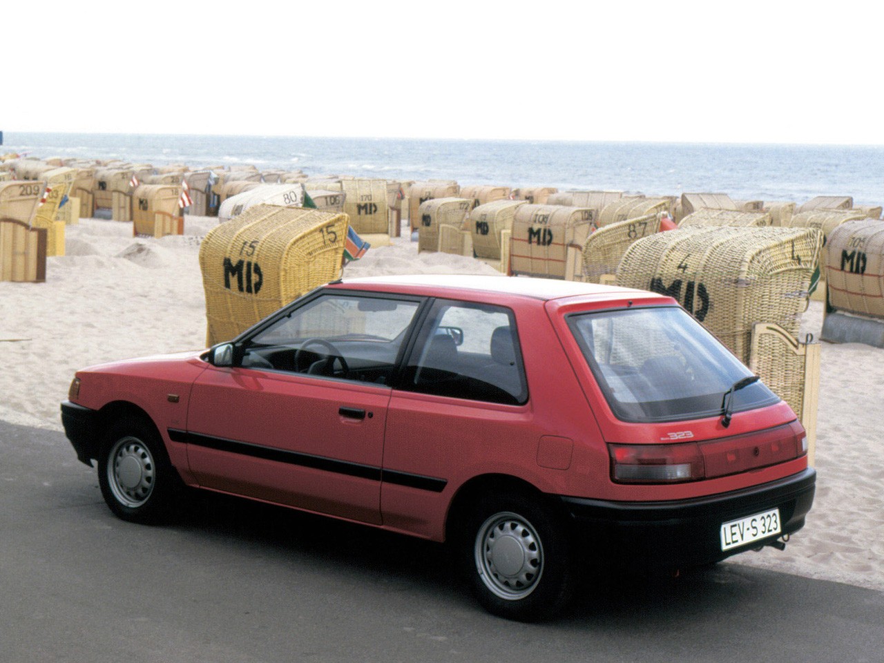 Mazda Familia VI (BG) 1989 - 1994 Hatchback 5 door #6