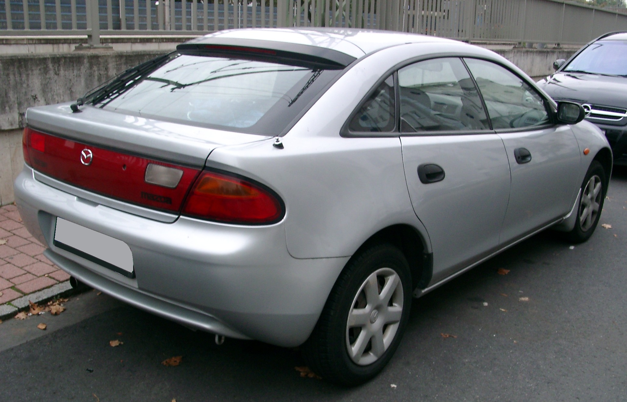 Mazda 323 V (BA) 1994 - 2000 Sedan #2