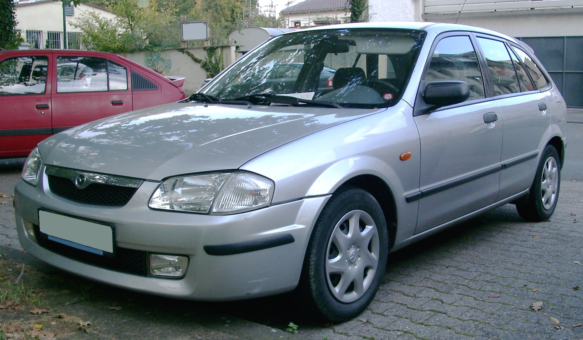 Mazda 323 VI (BJ) 1998 - 2000 Hatchback 5 door #2