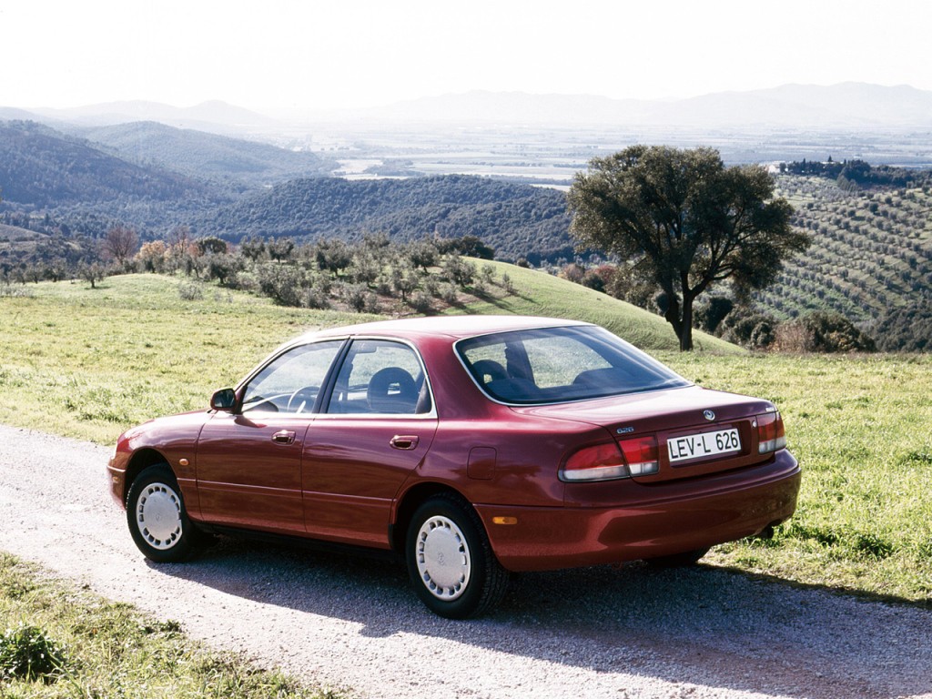 Mazda 626 IV (GE) 1992 - 1997 Sedan #6