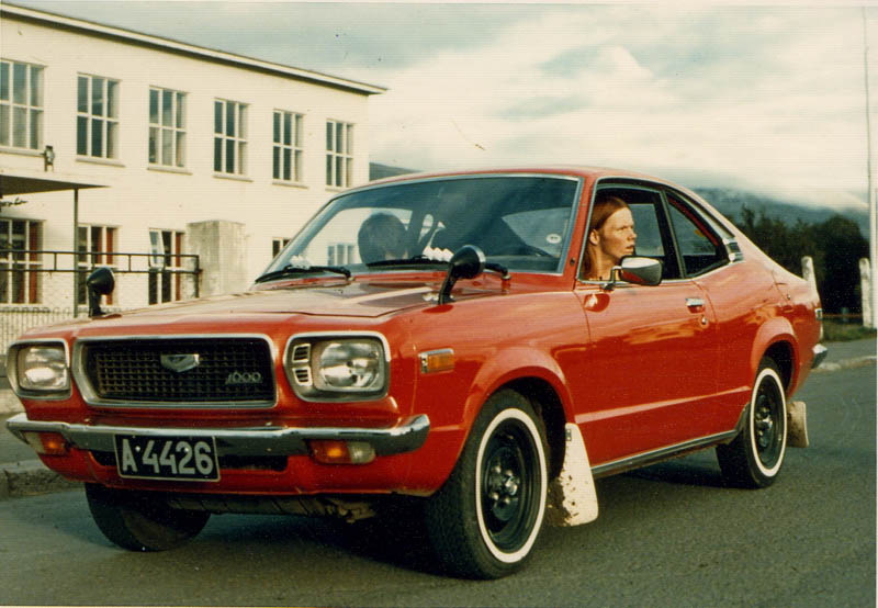 Mazda 818 1974 - 1978 Sedan #1
