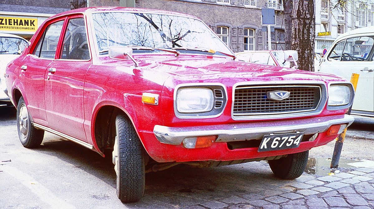 Mazda 818 1974 - 1978 Sedan #7
