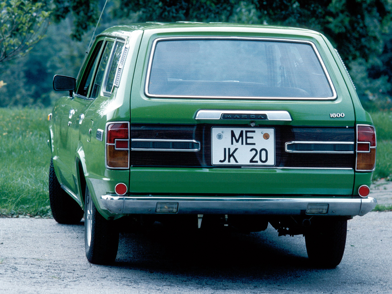 Mazda 818 1974 - 1978 Station wagon 5 door #1