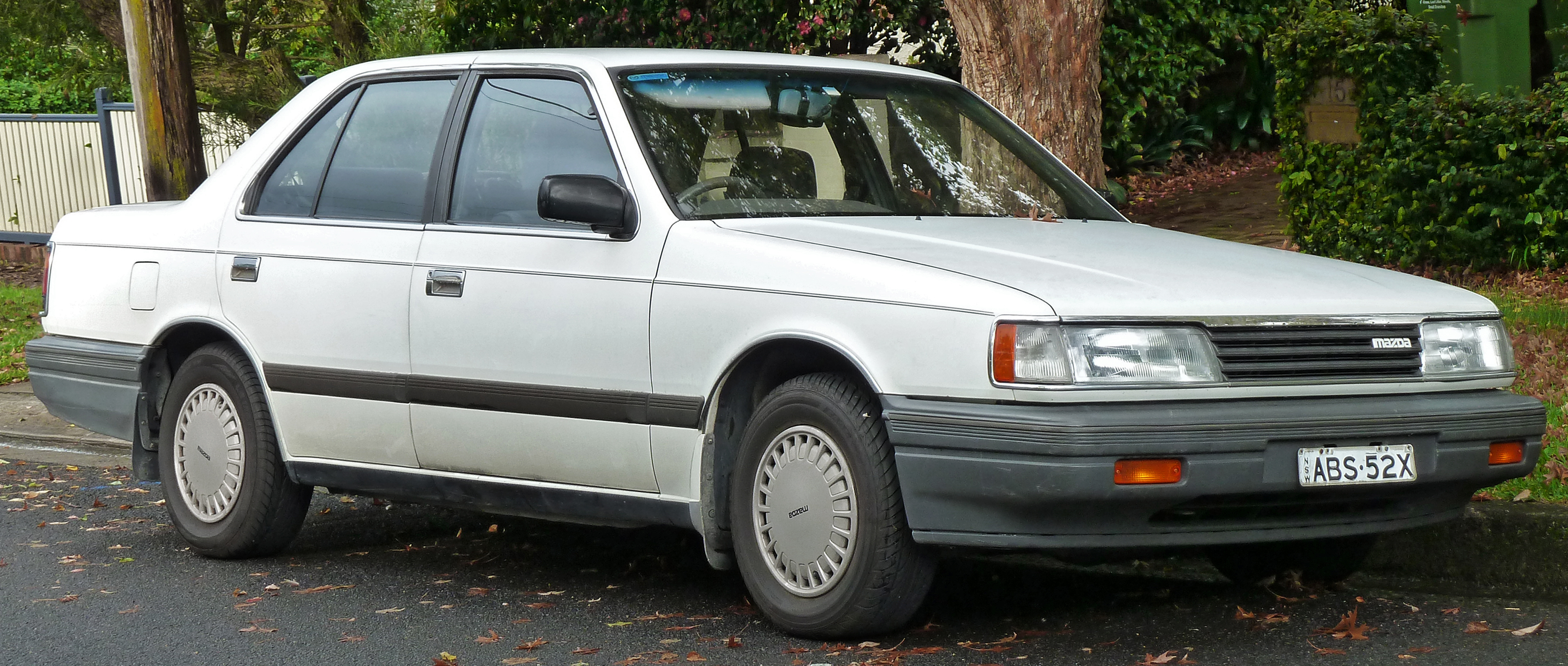 Mazda 929 III (HC) 1987 - 1992 Sedan #6