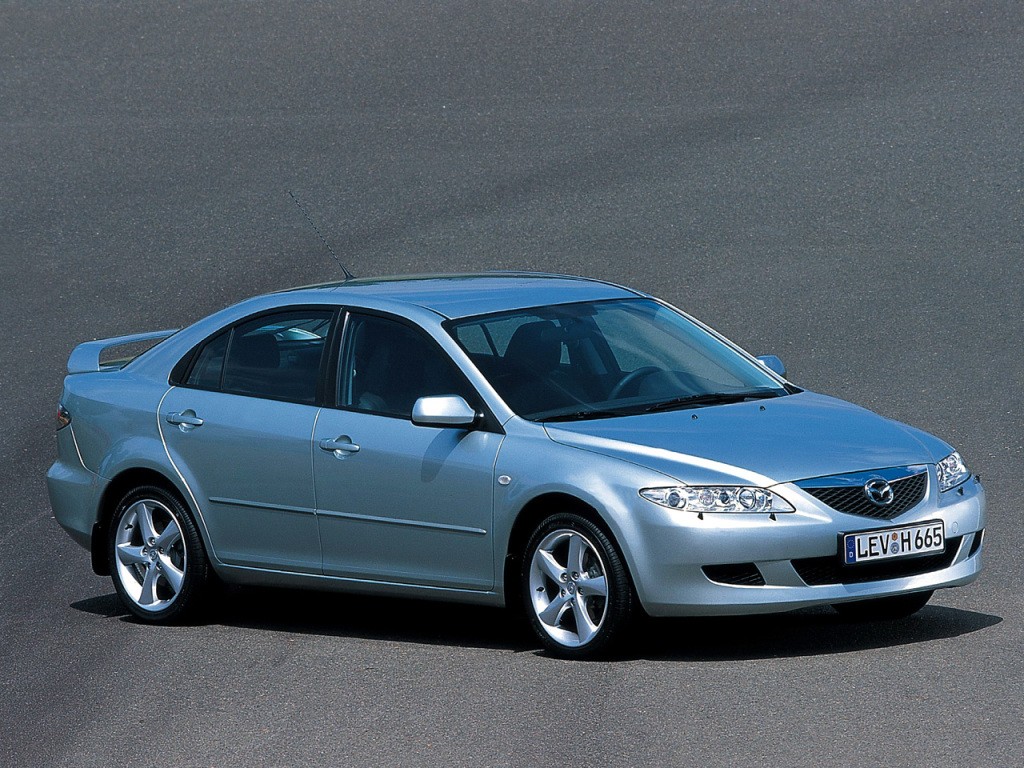 Mazda Atenza I 2002 - 2007 Liftback #1