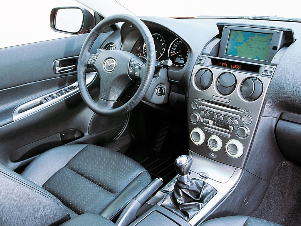 Mazda Atenza I 2002 - 2007 Liftback #3