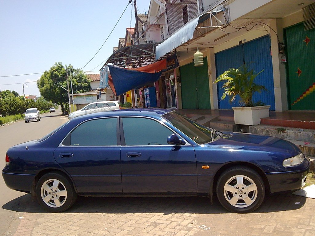 Mazda Cronos 1991 - 1995 Sedan #1
