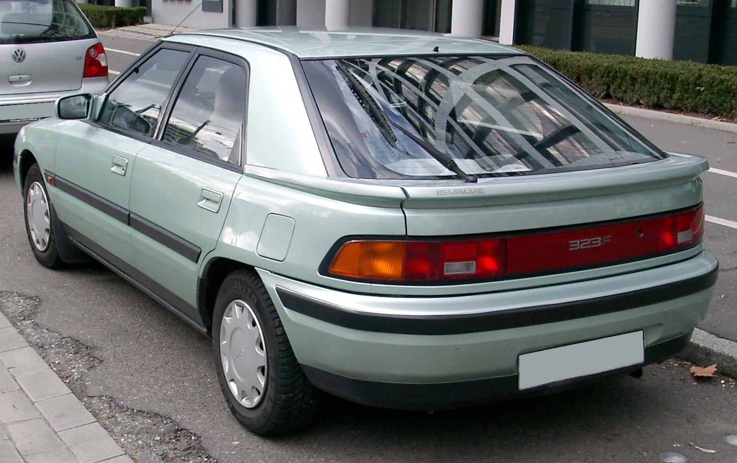 Mazda Familia VI (BG) 1989 - 1994 Sedan #1