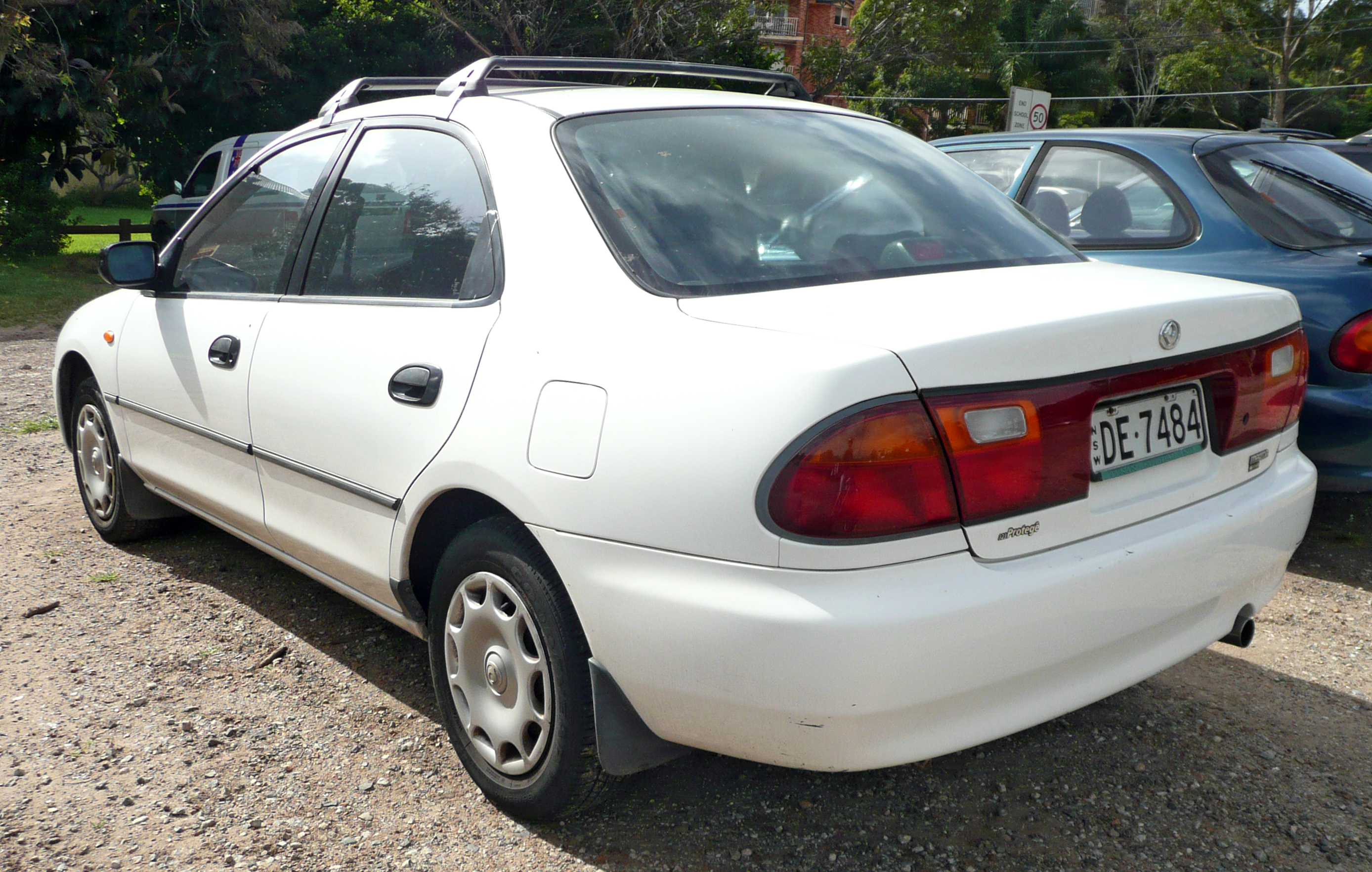 Mazda Protege II (BH) 1994 - 1998 Sedan #4