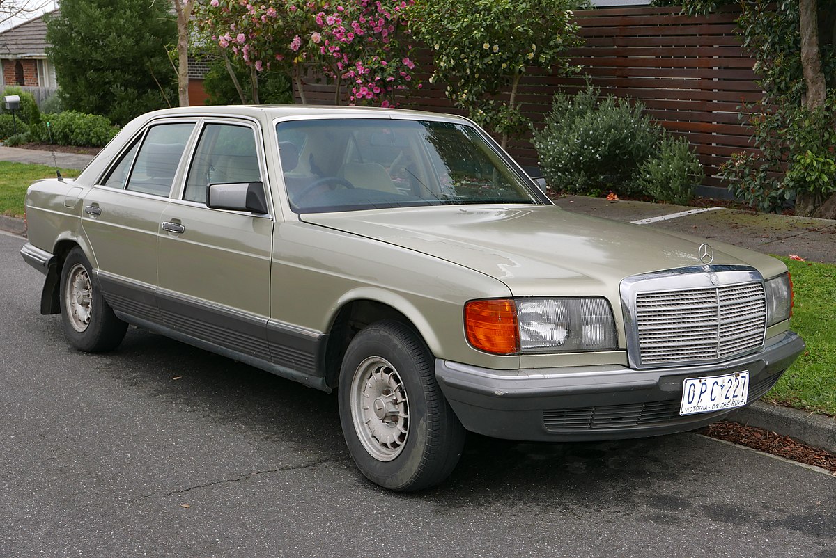 Mercedes-Benz S-klasse II (W126) Restyling 1985 - 1991 Sedan #1