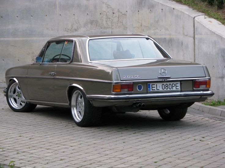 Mercedes-Benz W114 1967 - 1977 Coupe #1