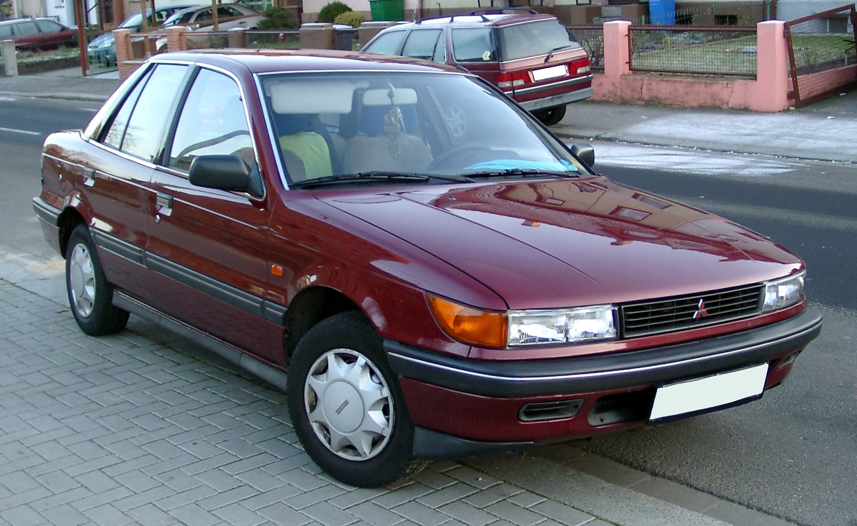 Mitsubishi Galant VI 1987 - 1992 Sedan #2