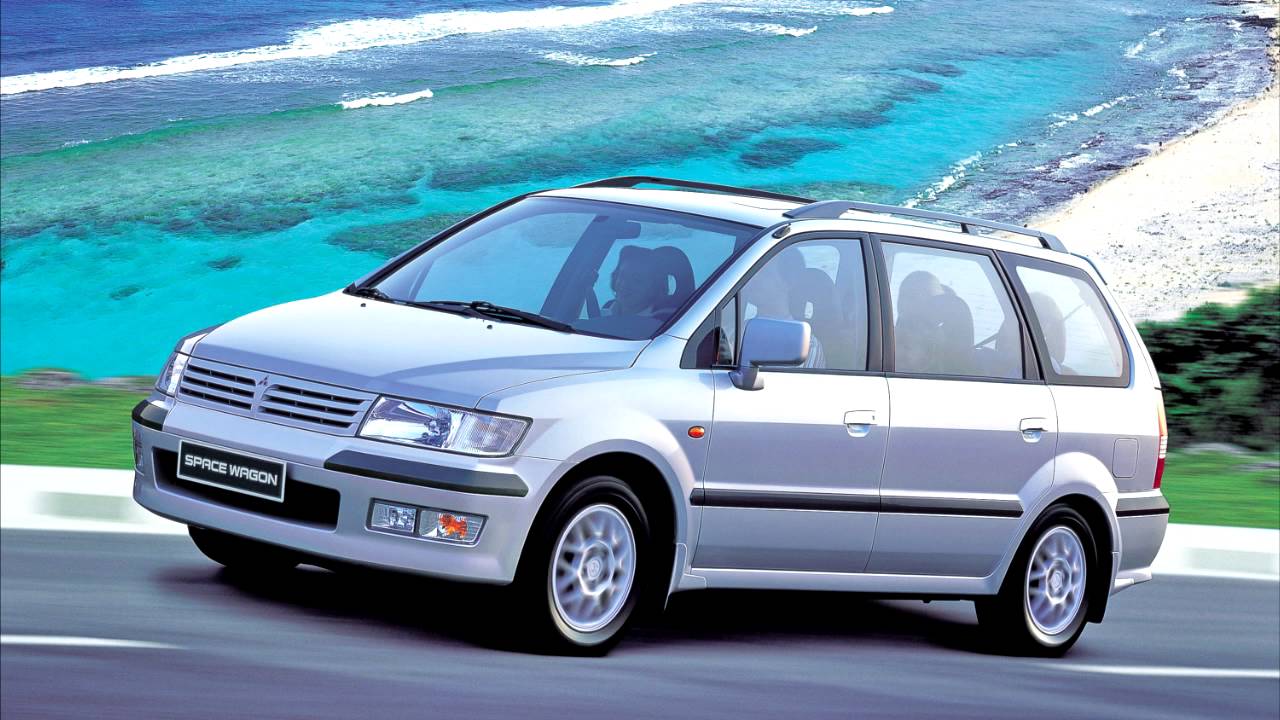 Mitsubishi Space Wagon III 1998 - 2004 Compact MPV #5