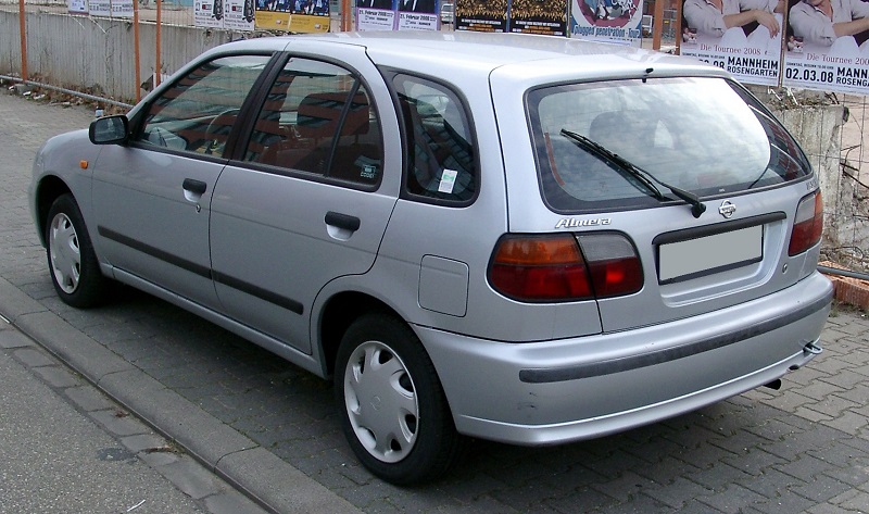 Nissan Almera I (N15) 1995 - 2000 Hatchback 5 door #1
