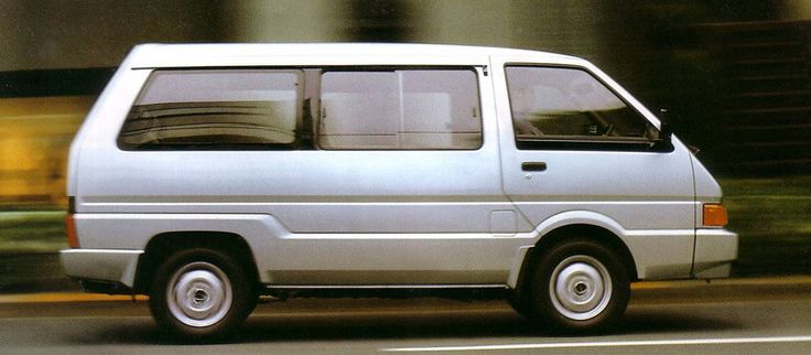 Nissan Largo II (GC22) 1986 - 1993 Minivan #2