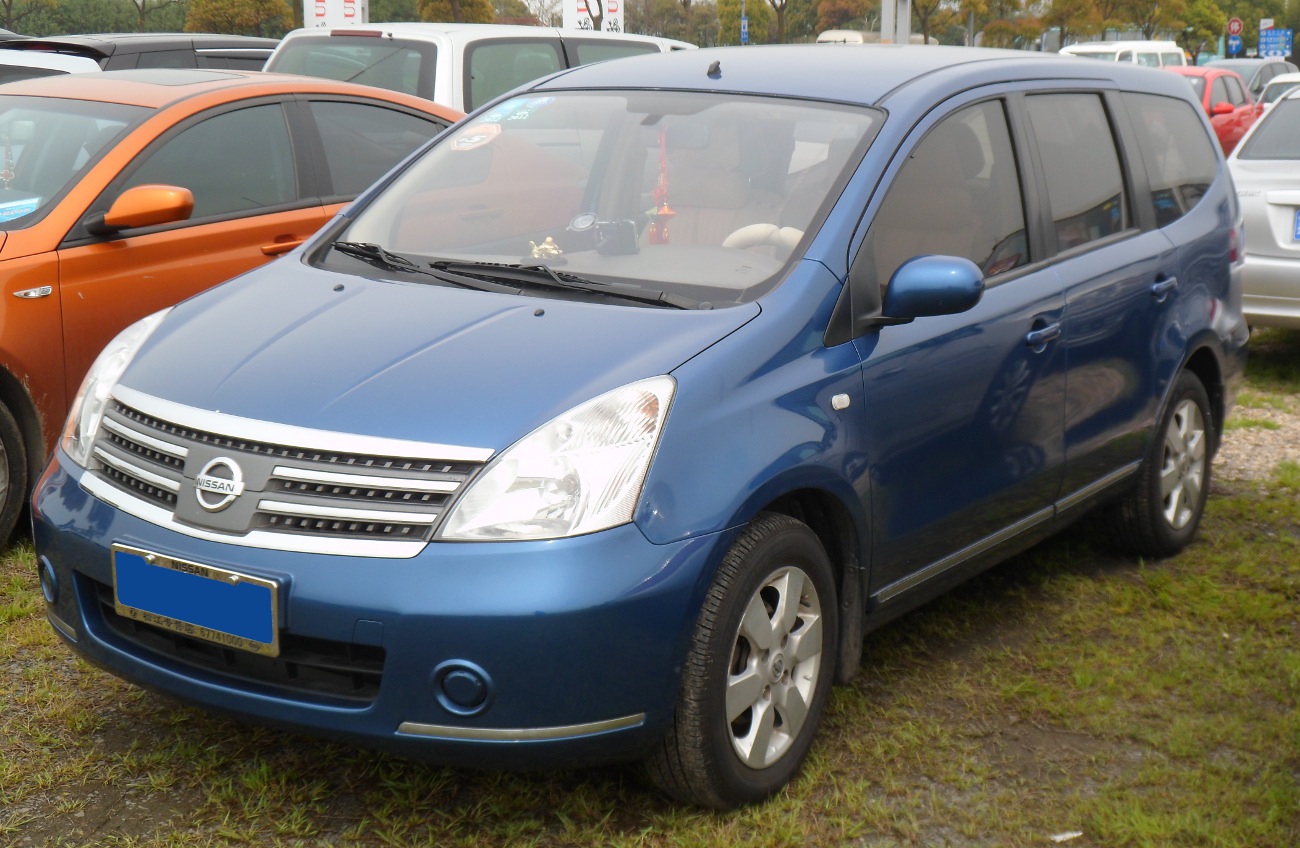 Nissan Livina I 2006 - 2013 Minivan #5