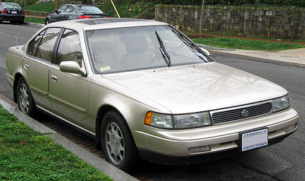 Nissan Maxima III (J30) 1988 - 1994 Sedan #7