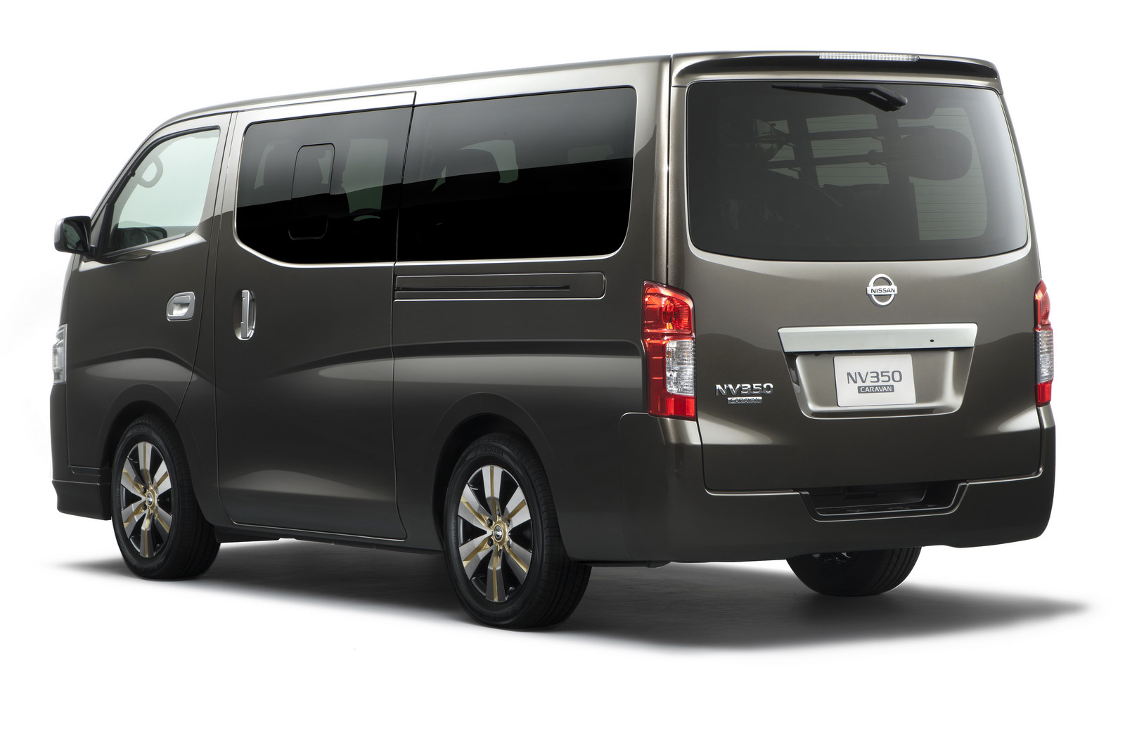 Nissan NV350 Caravan 2012 - now Minivan #5