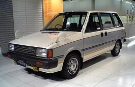 Nissan Prairie I (M10) 1982 - 1988 Compact MPV #7