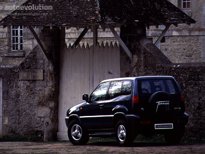 Nissan Terrano II 1993 - 1996 SUV 3 door #8