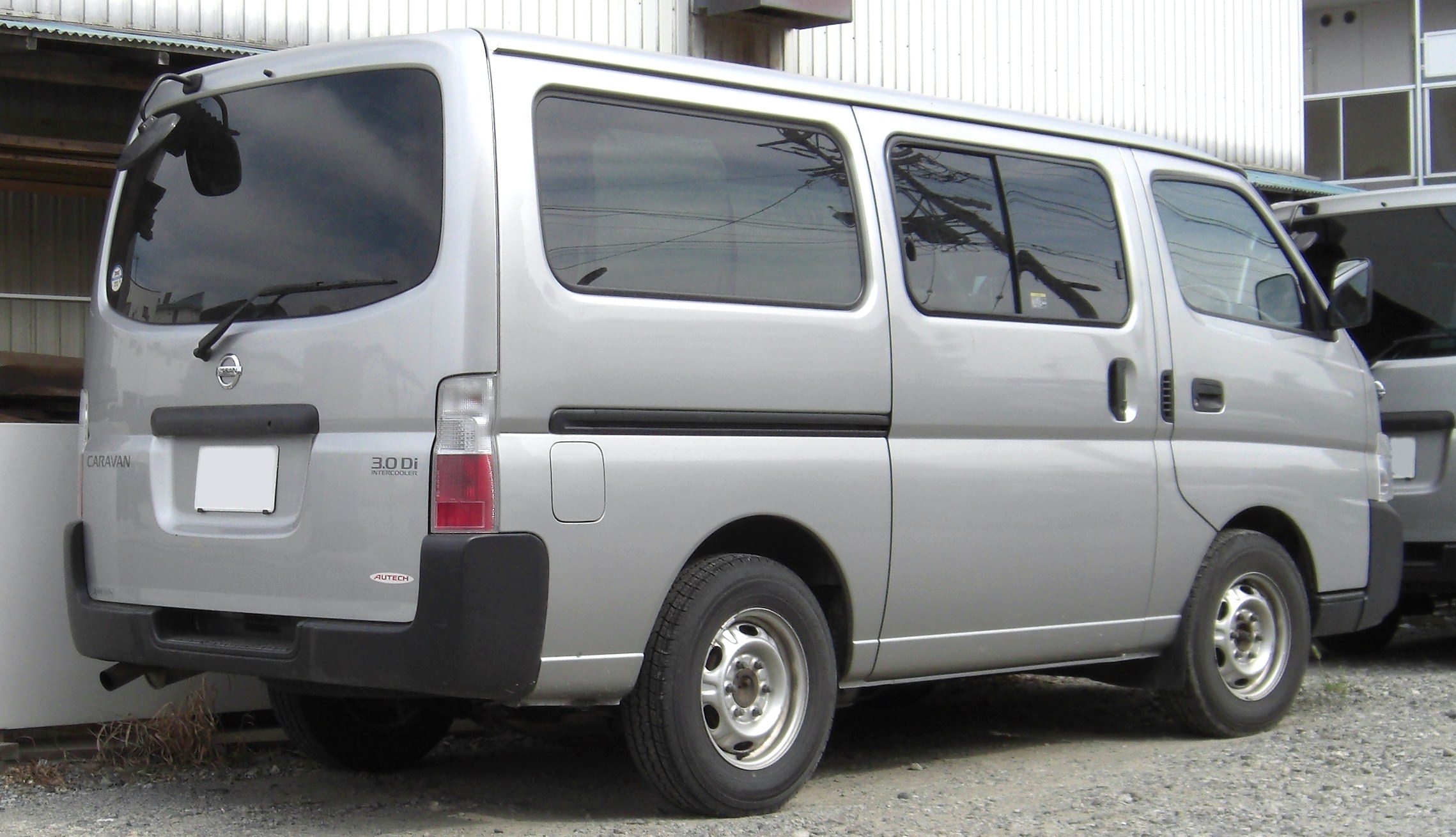 Nissan Urvan IV (E25) 2001 - 2012 Minivan #5