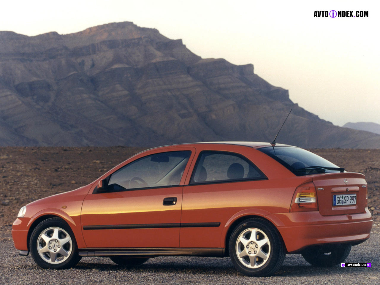 Opel Astra F 1991 - 2000 Hatchback 3 door #6