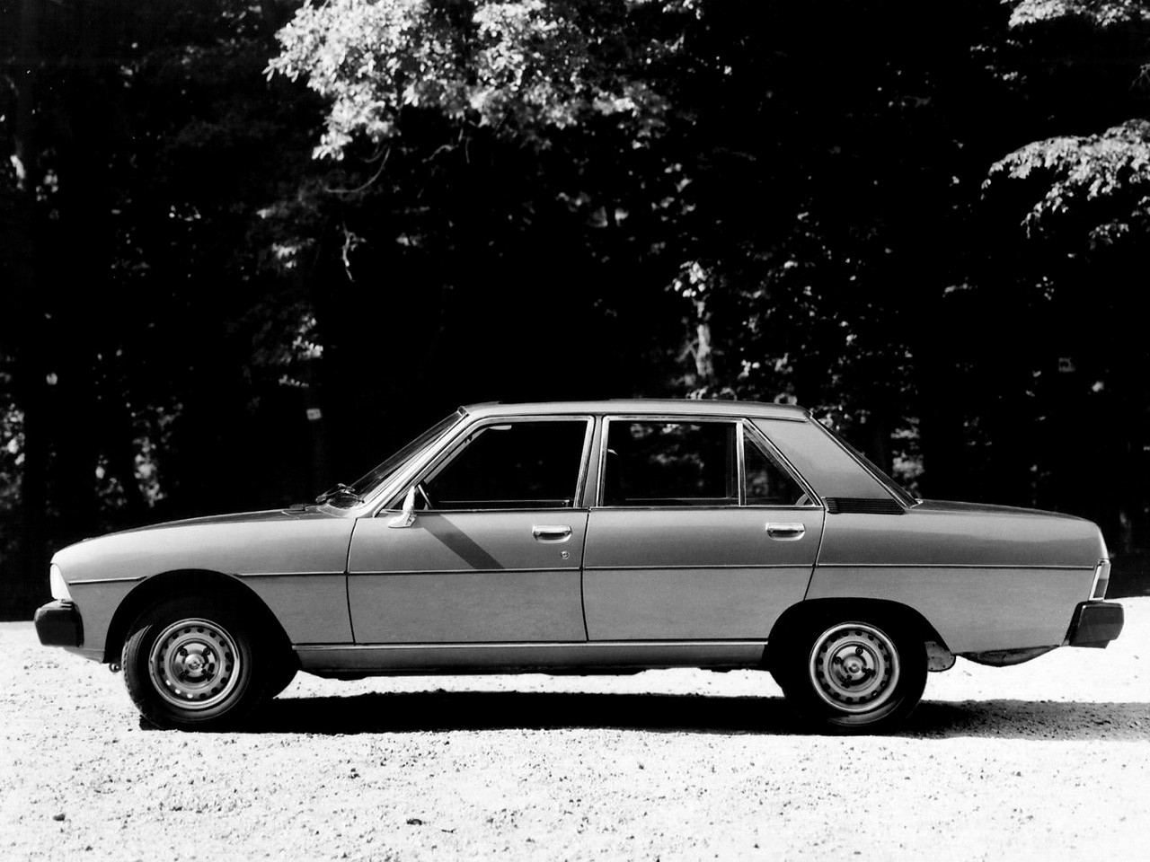 Peugeot 604 1975 - 1986 Sedan #5