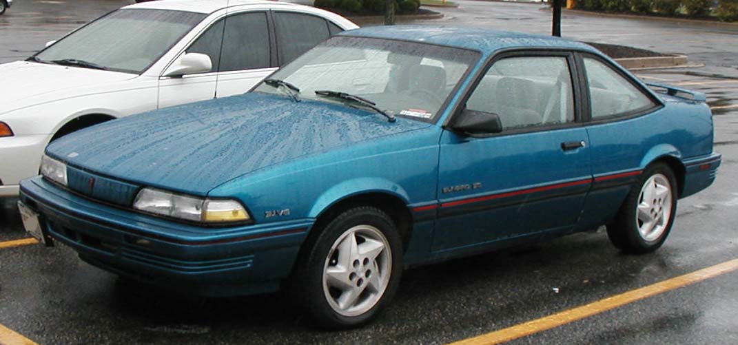 Pontiac Sunbird III 1988 - 1994 Sedan #2