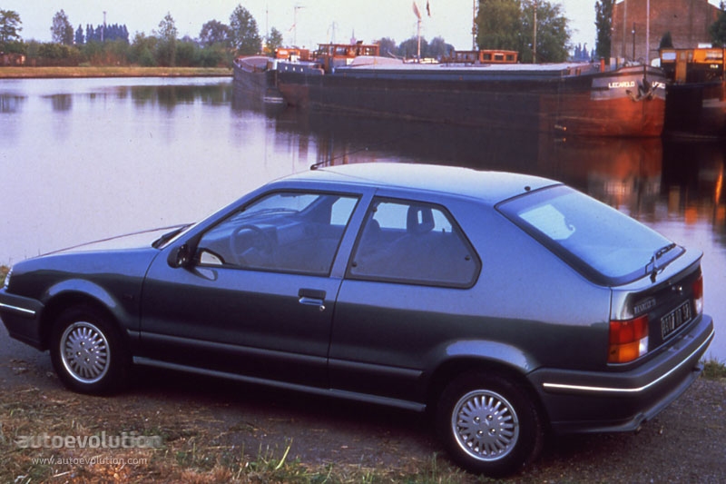 Renault 19 I 1988 - 1992 Hatchback 5 door #1
