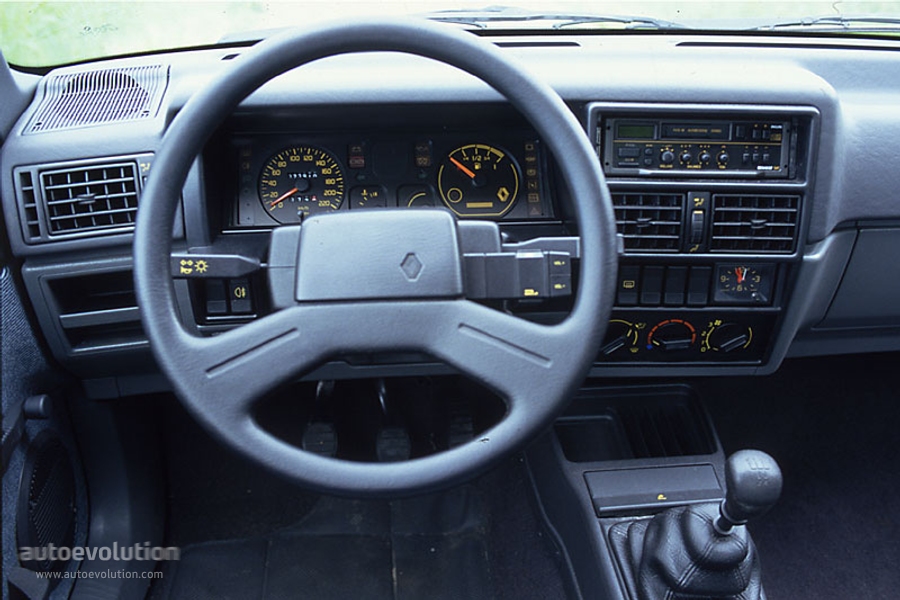 Renault 19 I 1988 - 1992 Hatchback 5 door #3